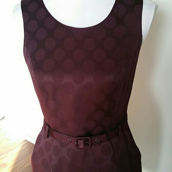 Sleeveless dress eggplant color - Picture 2 of 3